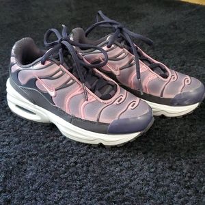 Nike Air youth shoes